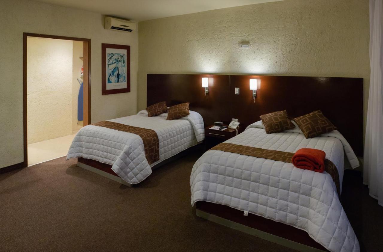 Hotel Aeropuerto Morelia Alvaro Obregon Kültér fotó